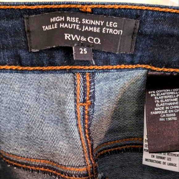 RW&Co high rise skinny jean frayed edge - Picture 2 of 3